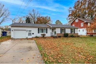 1212 E 15th Street, Ashtabula, OH 44004 - Photo 2