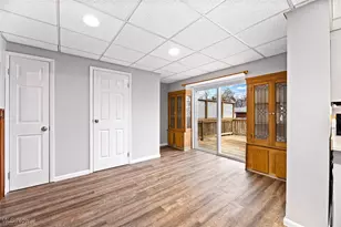 10918 Linnet Ave, Loveland, OH 44111 - Photo 8