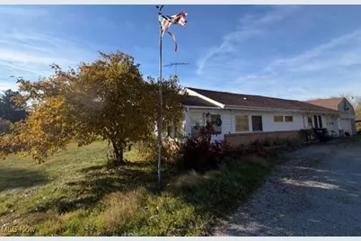 48712 Bloomfield Avenue, East Liverpool, OH 43920 - Photo 2