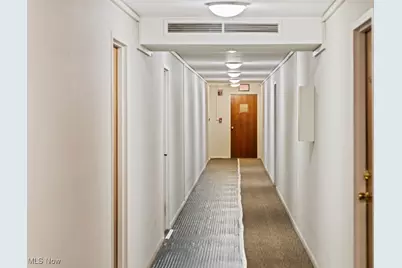 12520 Edgewater Drive #608, Oakwood, OH 44107 - Photo 6