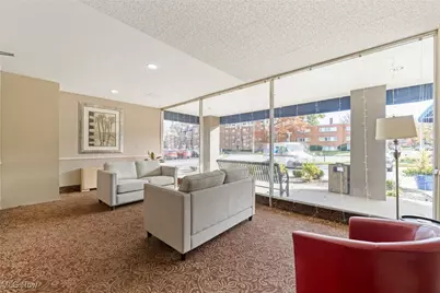 12520 Edgewater Drive #608, Oakwood, OH 44107 - Photo 4