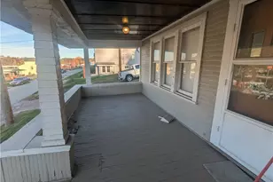 629 1/2 Howard St, Bridgeport, OH 43912 - Photo 6