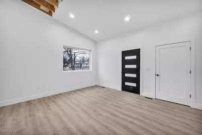 455 S Van Buren Avenue, Barberton, OH 44203 - Photo 14