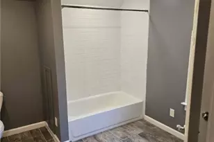 138 Wood St, East Palestine, OH 44413 - Photo 10