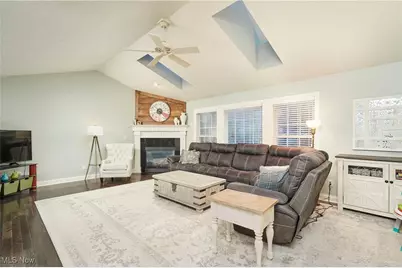 3314 Millwood Lane NW, Uniontown, OH 44685 - Photo 4