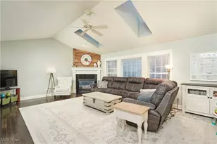 3314 Millwood Ln NW, Uniontown, OH 44685 - Photo 4