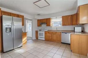 728 E 343rd St, Eastlake, OH 44095 - Photo 6