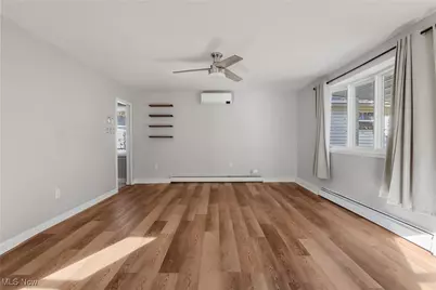 728 E 343rd Street, Eastlake, OH 44095 - Photo 4