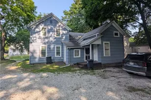 675 Sherman St, Akron, OH 44311 - Photo 2