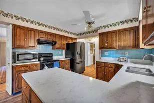 5671 Bastille Pl, Columbus, OH 43215 - Photo 24