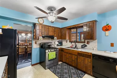 5658 N Circle View Drive, Green Hills, OH 44131 - Photo 6