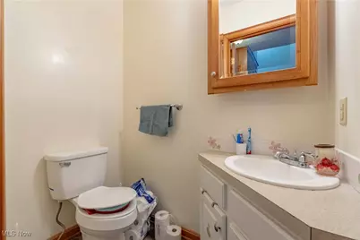 1715 High Street, Louisville, OH 44641 - Photo 22