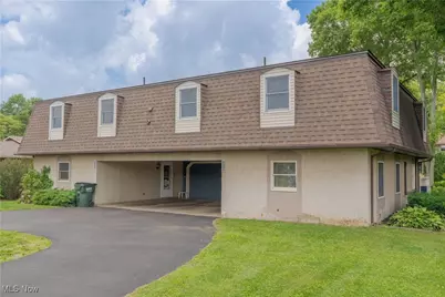 1715 High Street, Louisville, OH 44641 - Photo 2