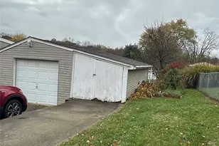 2912 Clearfield Ave, Akron, OH 44314 - Photo 20