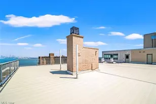 12520 Edgewater Dr, Oakwood, OH 44107 - Photo 4