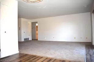 255 N Portage Path, Akron, OH 44303 - Photo 8