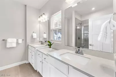 836 Carnation Court, Akron, OH 44303 - Photo 18