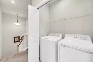 836 Carnation Ct, Akron, OH 44303 - Photo 20