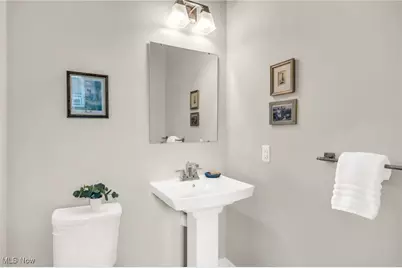 836 Carnation Court, Akron, OH 44303 - Photo 14