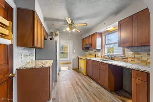 269 W Dennick Ave, Youngstown, OH 44504 - Photo 8