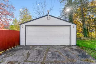 269 W Dennick Ave, Youngstown, OH 44504 - Photo 30