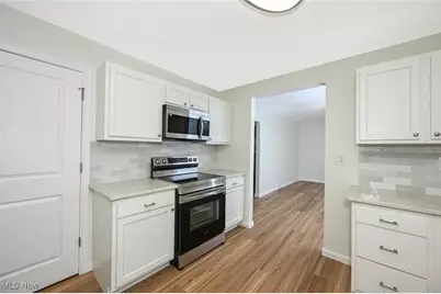 213 Klinger Street, Coventry, OH 44319 - Photo 18