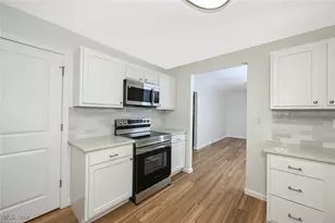 213 Klinger St, Coventry, OH 44319 - Photo 18