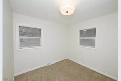 213 Klinger Street, Coventry, OH 44319 - Photo 34