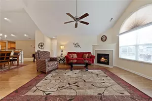 1409 Newman Dr, Brunswick Hills, OH 44212 - Photo 8