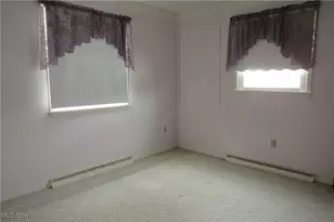 1000 Brown Dr, Ashtabula, OH 44004 - Photo 10
