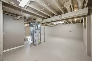 56 Jeffrey Ln, New Middletown, OH 44442 - Photo 22