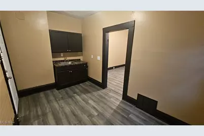 614 E 97th Street, Loveland, OH 44108 - Photo 34