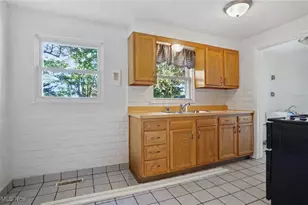 8284 Westmoor Rd, Mentor, OH 44060 - Photo 20