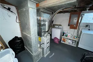 22751 Fox Ave, Euclid, OH 44123 - Photo 14