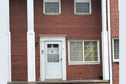 22751 Fox Avenue, Euclid, OH 44123 - Photo 2