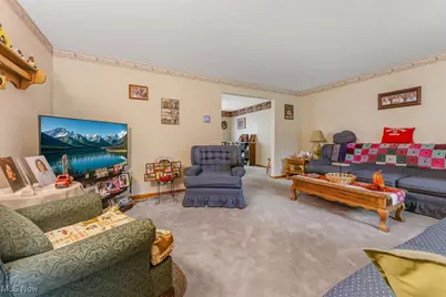 11676 Lair Road NE, Alliance, OH 44601 - Photo 12