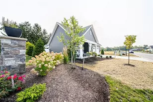 5302 Charlotte's Wy, Sheffield Village, OH 44035 - Photo 2