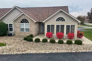 695 E Western Reserve Rd, Youngstown, OH 44514 - Photo 2