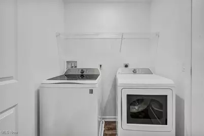 492 Douglas Street, Akron, OH 44307 - Photo 30