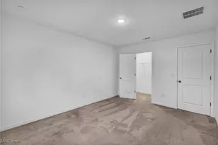 492 Douglas St, Akron, OH 44307 - Photo 26