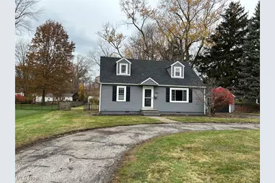 8002 Stockbridge Road, Mentor, OH 44060 - Photo 2