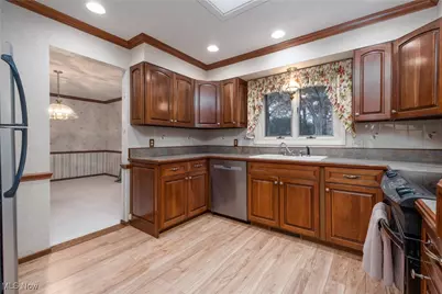 4720 Strouble Drive NW, Canton, OH 44718 - Photo 6