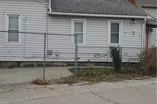 1979 W 54th St, Loveland, OH 44102 - Photo 4