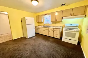 102 Northview Ct, Weirton, WV 26062 - Photo 8