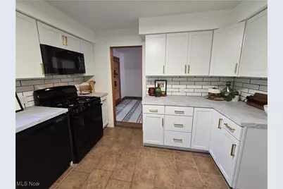 937 S Hazelwood Avenue, Youngstown, OH 44509 - Photo 18