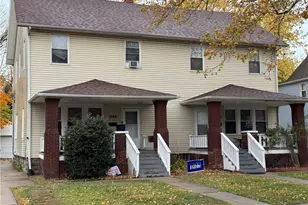 1082 E 171st St, Loveland, OH 44119 - Photo 2