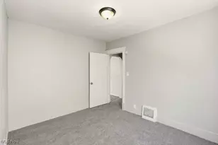 1581 Hillside Terrace, Akron, OH 44305 - Photo 18