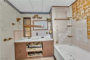 468 Stallion Ct, LaGrange, OH 44050 - Photo 12