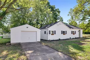 1125 Prospect St, Barberton, OH 44203 - Photo 24