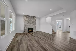 3711 Overlook Ct, Akron, OH 44333 - Photo 6